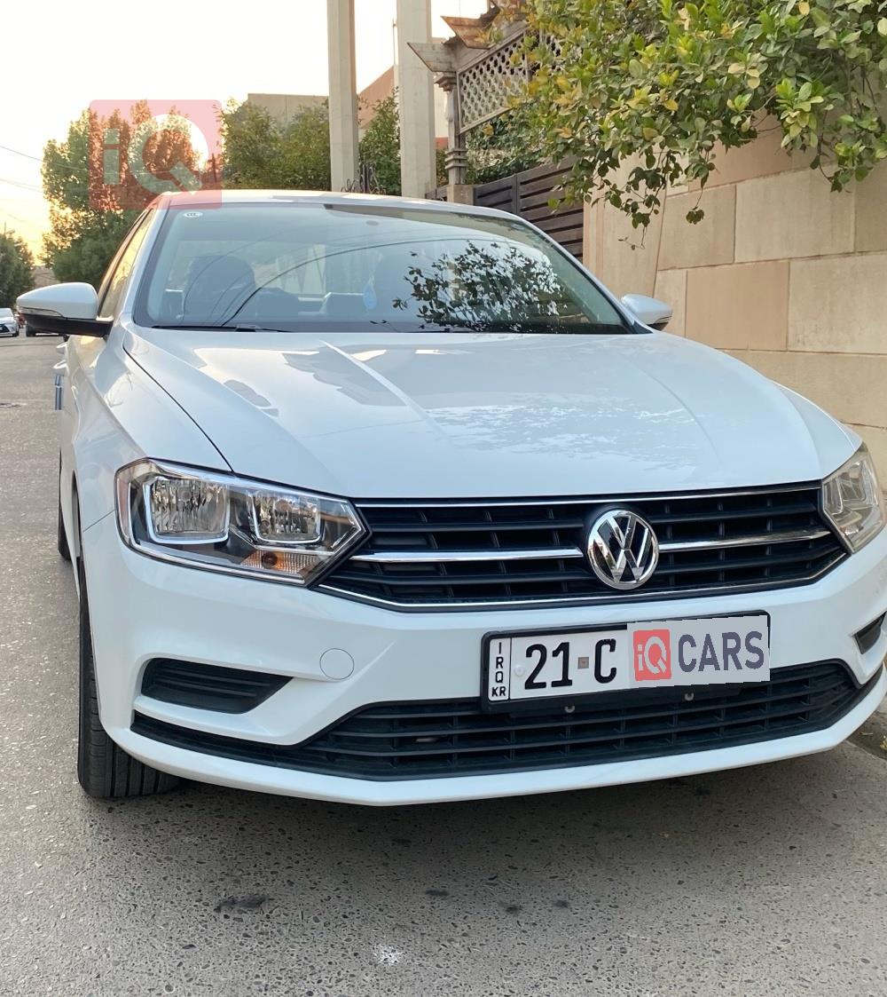 فولكسفاغن بورا